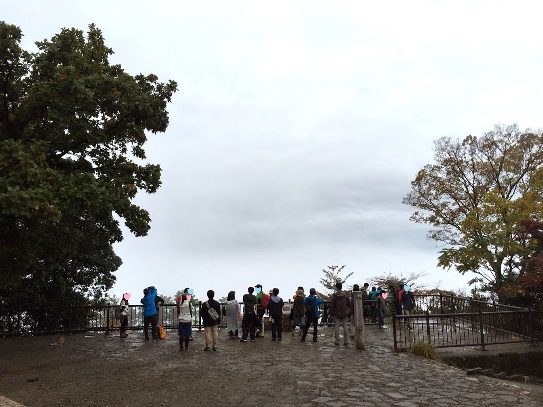 山頂に広がる雲海…